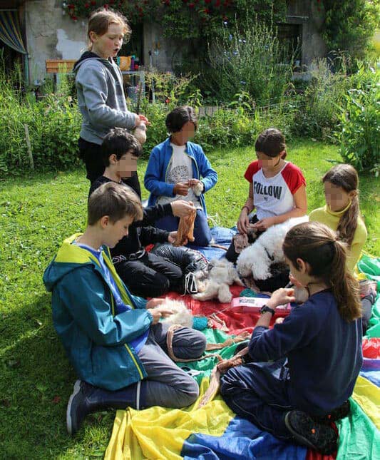 Ecole-en-exterieur-e1741681403117